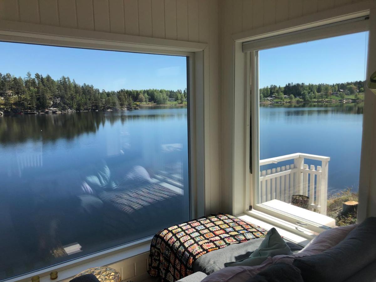 Lyseren Waterfront Cabin Omberg Exteriör bild